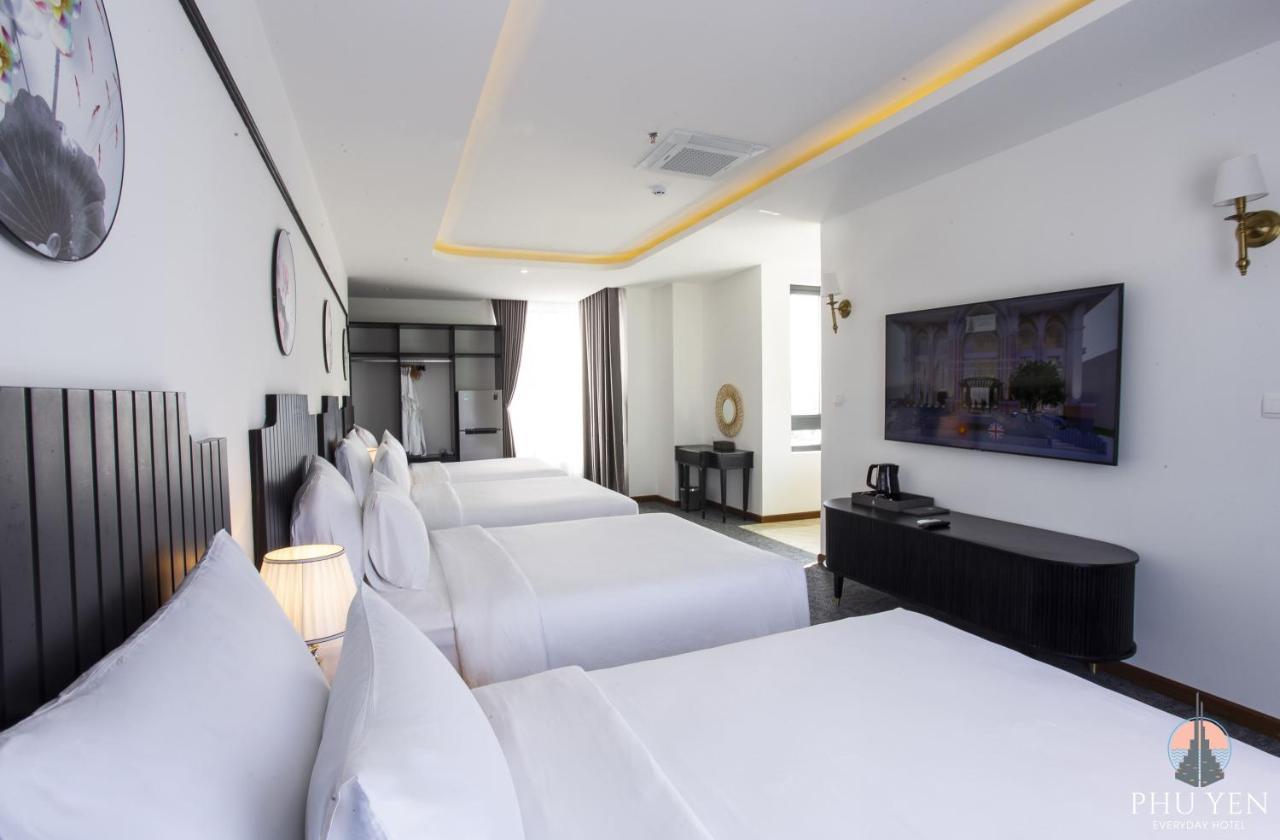 Phu Yen Everyday Hotel Туй Хоа Екстериор снимка