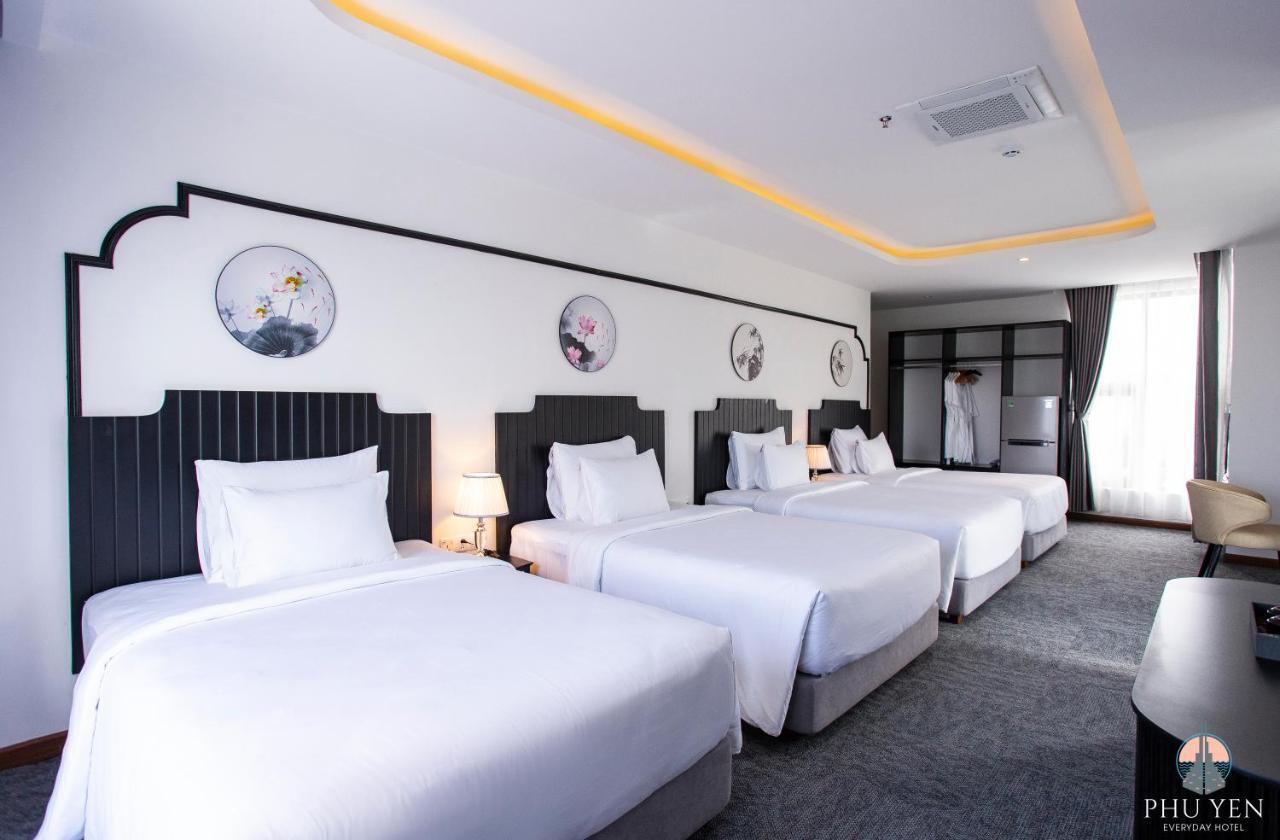 Phu Yen Everyday Hotel Туй Хоа Екстериор снимка