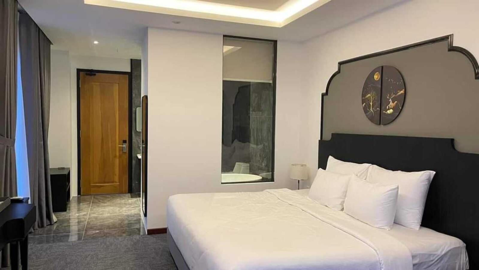 Phu Yen Everyday Hotel Туй Хоа Екстериор снимка
